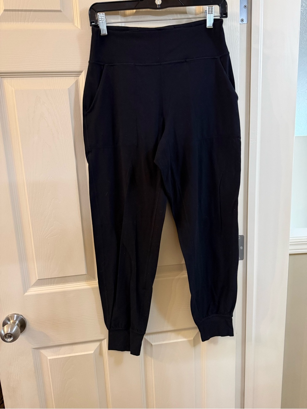 Lululemon Align Black Joggers size 6
